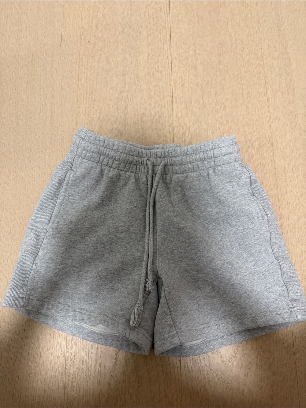 Aritzia Light Gray Knit Drawstring Athletic Shorts